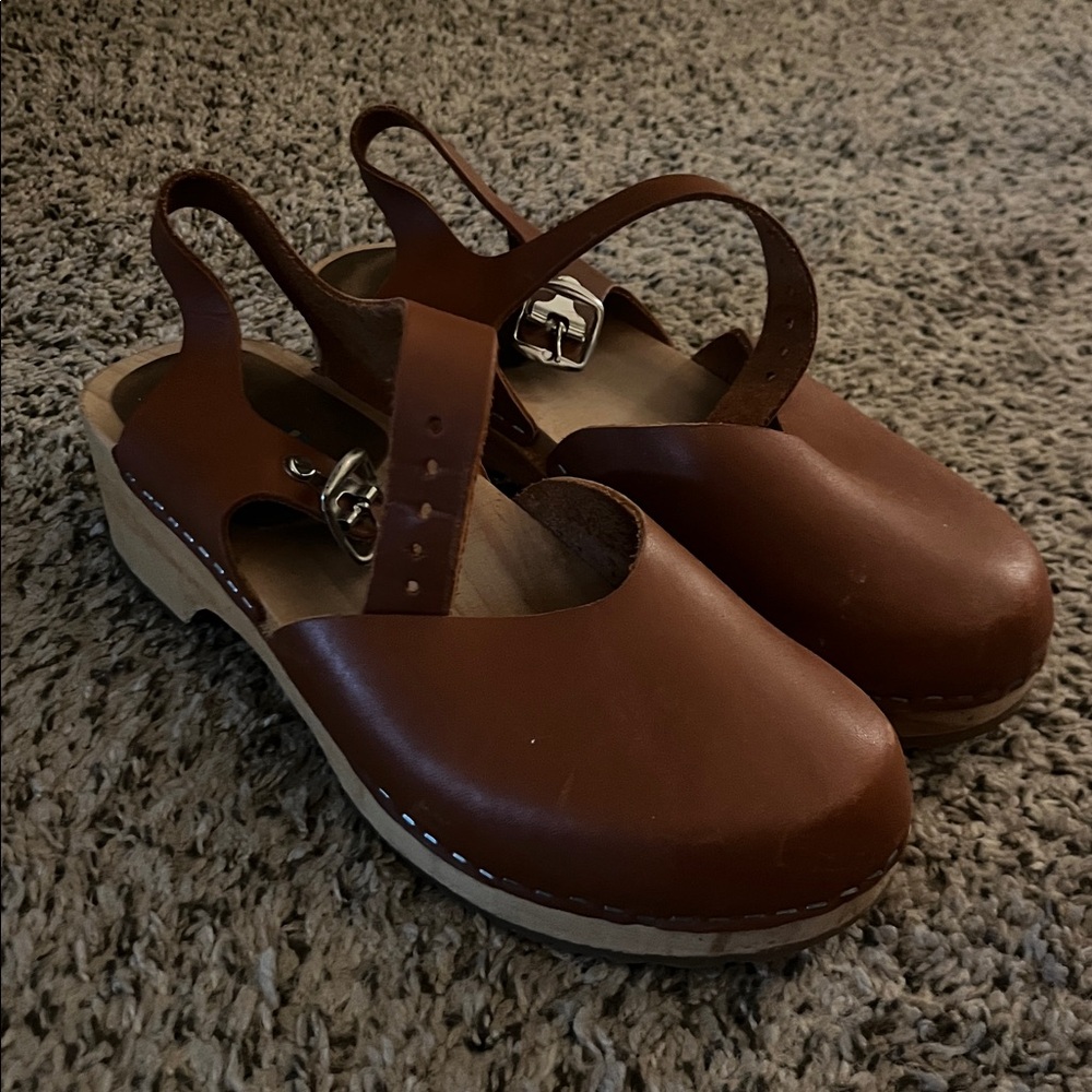 MIA Sofia Clogs - image 2